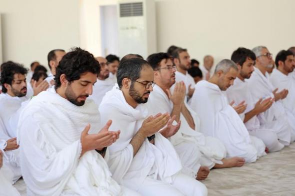 حجاج الإمارات يقفون على صعيد عرفات لأداء ركن الحج الأعظم