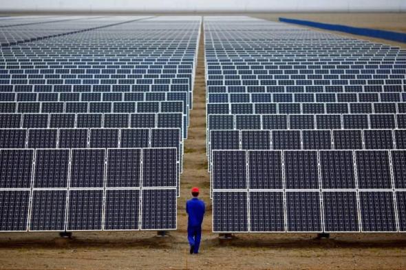 تقرير: الاستثمار العالمي في الطاقة سيبلغ 3.3 تريليون دولار في 2025
