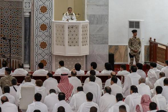 الشيخ بن حميد في خطبة عرفة: يوم عرفة محطة إيمانية عظيمة تتجلى فيها معاني التوحيد والتقوى