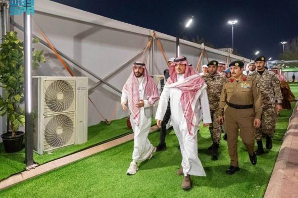 وزير الداخلية لمطوفي الحجاج: التزموا بأوقات التفويج خلال التصعيد لعرفات