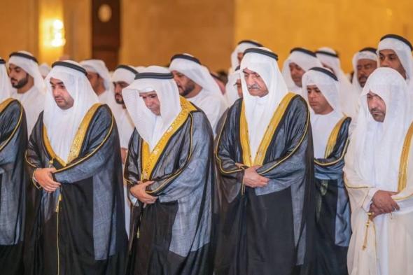 الشرقي يؤدي صلاة عيد الأضحى بجامع الشيخ زايد في الفجيرة