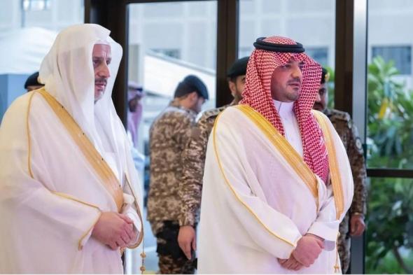 عبدالعزيز بن سعود يلتقي مدير عام الإدارة العامة للتوجيه والإرشاد بوزارة الداخلية