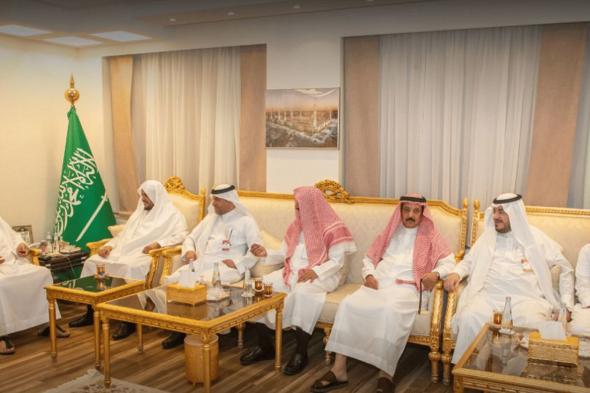 وزير الشؤون الإسلامية يستقبل عددًاً من المهنئين بمناسبة عيد الأضحى بمقر الوزارة في مشعر منى