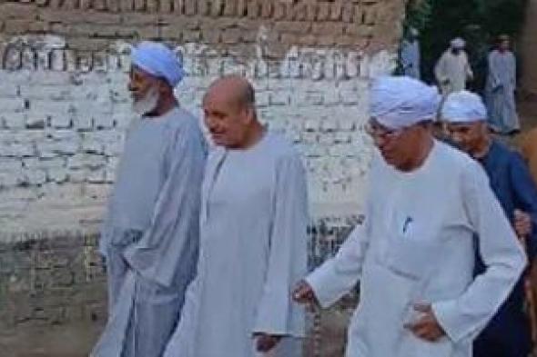 عيد الأضحى.."الدورة" عادة من مئات السنين تقدم فيها التهانى والحلوى بقرى قنا (فيديو)