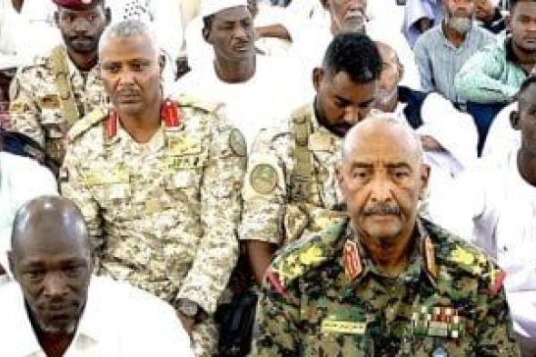 عبد الفتاح البرهان يؤدى صلاة عيد الأضحى المبارك بمسجد بورتسودان العتيق