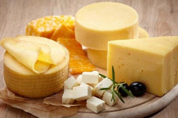 دراسة: الجبن قبل النوم يزيد من احتمالية الكوابيس