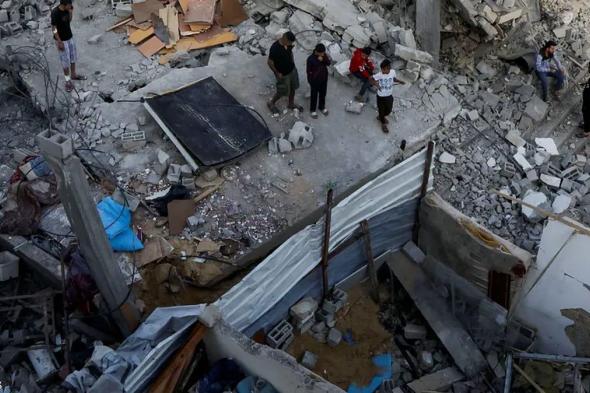 غزة تنزف تحت القصف.. مجازر إسرائيلية تودي بحياة 81 فلسطينيًا بينهم أطفال ونساء