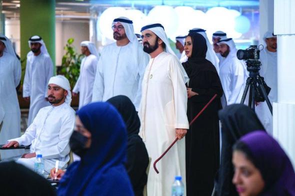 محمد بن راشد: هدفنا أن ينعم كل بيت إماراتي بالتماسك الأسري والاستقرار المالي