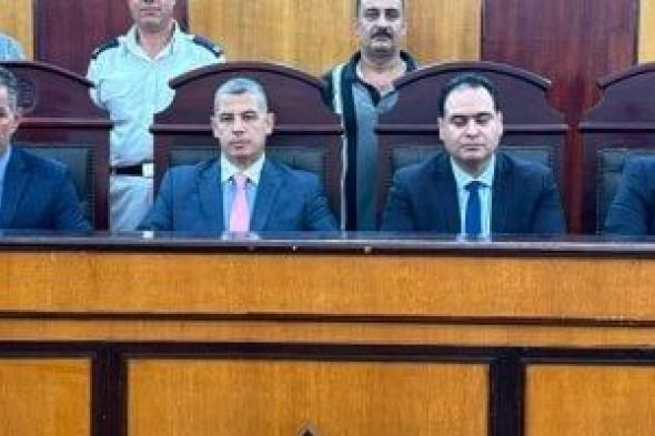 3 سنوات سجن وعزل من الوظيفة لموظف بدمياط اختلس مستلزمات طبية وزور مستندات