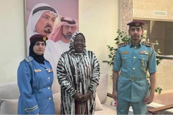 شرطة عجمان تجسّد قيم الإنسانية: مركز مصفوت يستضيف سائحة تعطّلت مركبتها ويؤمّن راحتها حتى استكمال رحلتها