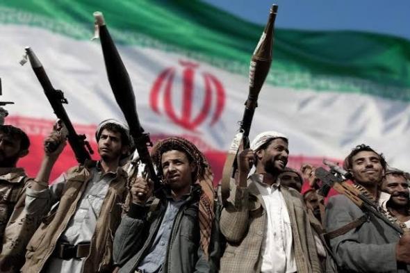 صحيفة أمريكية تكشف: إيران تواصل تهريب الأسلحة لحزب الله والحوثيين رغم الضربات