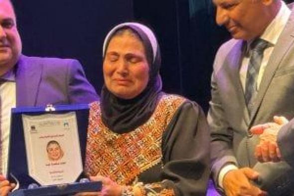بكاء فاطمة عيد أثناء تكريمها باليوم المصرى للموسيقى.. فيديو