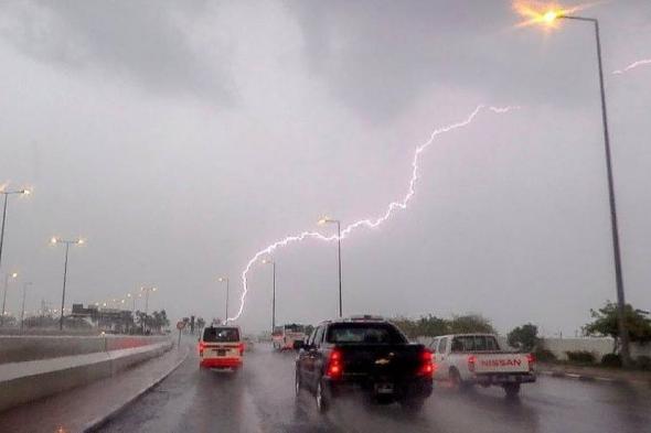أمطار غزيرة ورياح شديدة السرعة على منطقة جازان