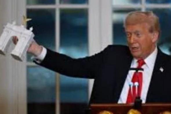 ترامب: محادثاتي مع بوتين حققت تقدما كبيرا.. والبيت الأبيض: حرب أوكرانيا يجب أن تنتهي بالمفاوضات