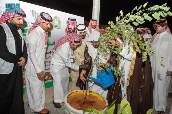 وزير الشؤون الإسلامية يُطلق مبادرة «مساجدنا روضة خضراء» لزراعة 100 ألف شتلة في مساجد وجوامع حائل