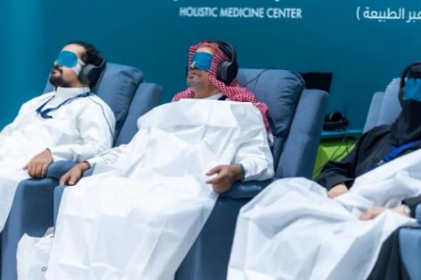 "العلاج بالصوت" يجذب الزوار في "عش بصحة" ضمن ملتقى الصحة العالمي 2025