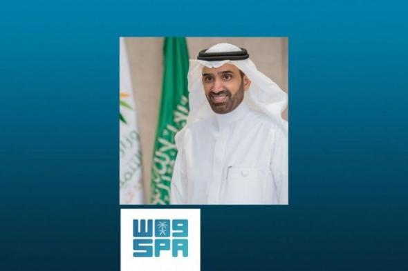 وزير «الموارد» يعتمد القواعد المنظمة لتعهيد خدمات العمالة الوافدة