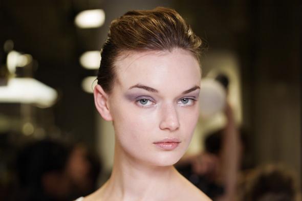 أفضل كريمات الأساس لتغطية مثالية لبشرتك في خريف 2025