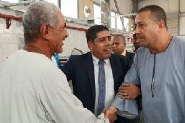 مدينة إسنا تشهد تدشين مجمع الصناعات الغذائية لخدمة تجفيف الطماطم.. صور