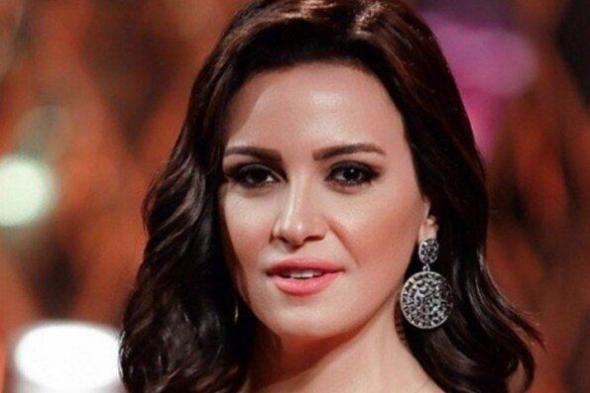 ريهام عبد الغفور تُعلن استعدادها لفيلم “خريطة رأس السنة” بعد “سينجل ماذر فاذر”