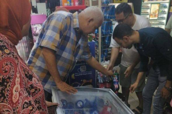 ضبطت الجهات المختصة 8 مخالفات و12 كيلو من المواد الغذائية الفاسدة بالغردقة