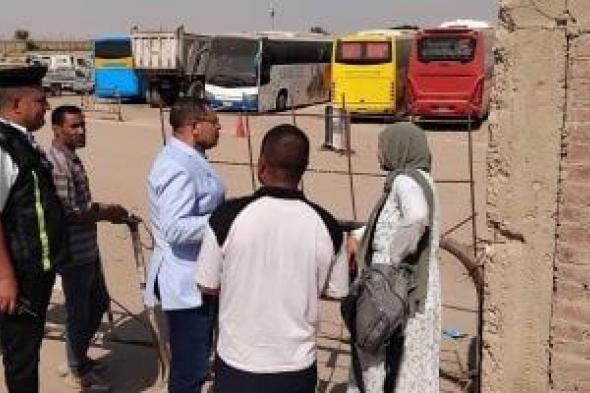 السكرتير المساعد بالأقصر يراقب تجهيزات احتفالات مولد مارجرجس بجبل الرزيقات بالصور