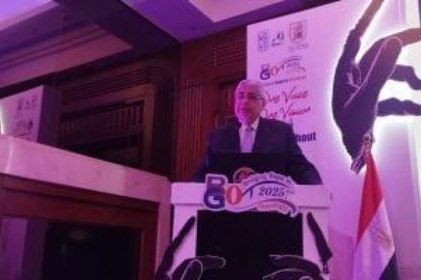 مستشار الرئيس للصحة: هناك دعوة قومية لتكون مصر بلا تبغ.. سبب الإصابة بسرطان الرئة