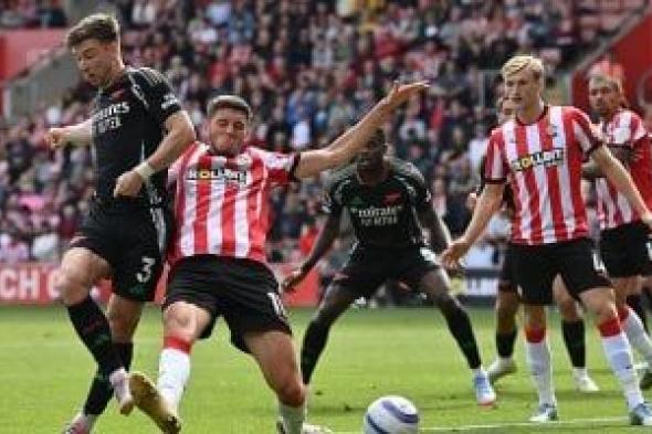 توقيت مباريات اليوم: سندرلاند يواجه آرسنال وكلاسيكو مثير بين اتحاد جدة والأهلي