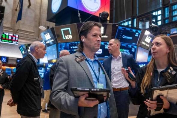 «وول ستريت» تهتز بين الإغلاق الحكومي و«حُمّى» أسهم التكنولوجيا