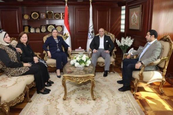 محافظ بني سويف يلتقي رئيسة المجلس القومي للطفولة والأمومة لتعزيز التعاون
