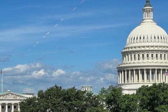 أكسيوس: الديمقراطيون يتحركون لإنهاء الإغلاق الحكومي