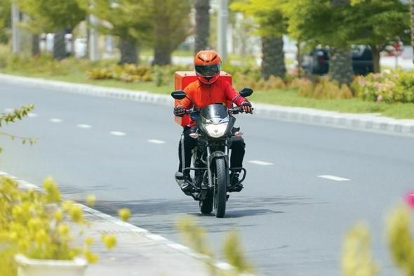 صفر حوادث دراجات التوصيل في عجمان خلال 6 أشهر