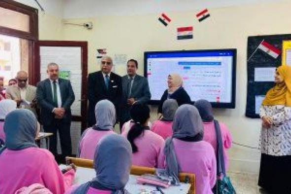مدير تعليم القليوبية يزور مدارس بنها لتقييم الأداء مباشرة.