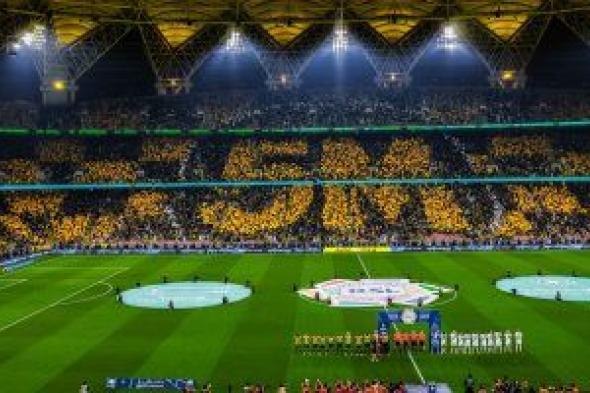 جماهير ديربي جدة تشعل الأجواء في شوط سلبي بين الاتحاد والأهلي بفيديو مثير