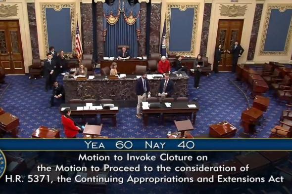 مجلس الشيوخ يقر المرحلة الأولى من اتفاق إنهاء الإغلاق بـ 60 صوتاً