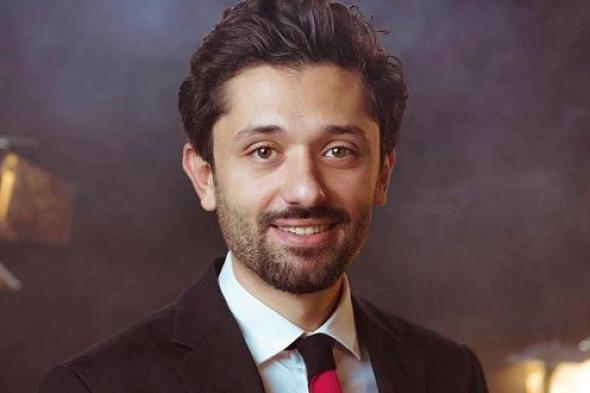 بعد أنباء طلاق كريم محمود عبد العزيز.. محاميه يكشف الحقيقة