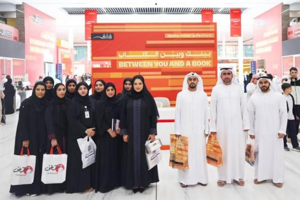 بلدية دبا الحصن تعزز ثقافة موظفيها