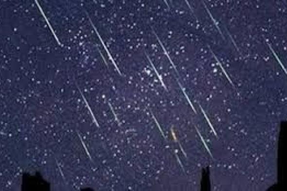 فلكية جدة: ذروة شهب الثوريات الشمالية تضيء سماء المملكة 