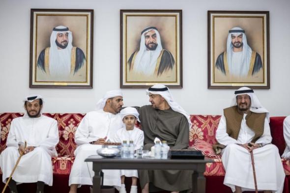 محمد بن زايد يعزي في وفاة والدة عوض سعيد الأحبابي