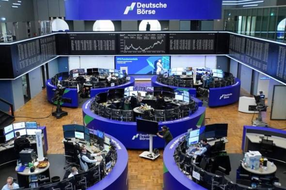 أسهم أوروبا ترتفع لمستوى قياسي وسط تفاؤل بإنهاء الإغلاق الحكومي بأمريكا