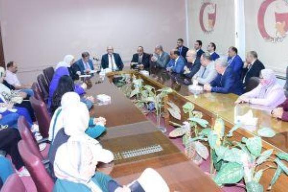 لجنة الجودة تنجز المراجعة لاعتماد كلية الطب سوهاج مرة أخرى