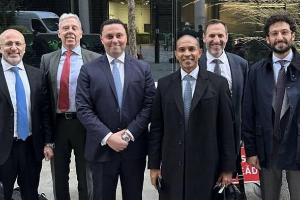 بنك الشارقة ينجح في تسعير إصدار سندات غير مضمونة بـ500 مليون دولار