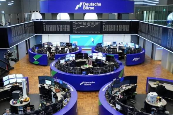 أسهم أوروبا ترتفع وسط ترقب صدور بيانات اقتصادية أمريكية
