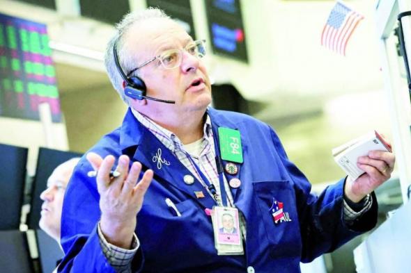 الأسهم الأمريكية تتراجع بعد صعود قياسي لـ«داو جونز»