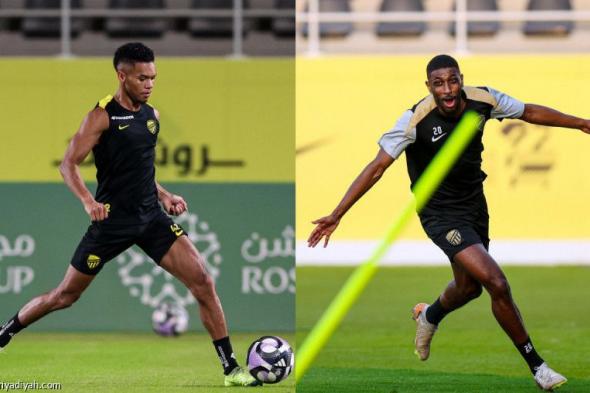 تأهيل مكثف لشراحيلي وفقيهي قبل عودة تدريبات فريق الاتحاد