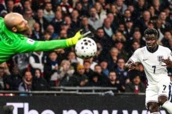 إنجلترا تصطدم بصربيا.. ساكا يسجل هدف التقدم للأسود الثلاثة في الشوط الأول