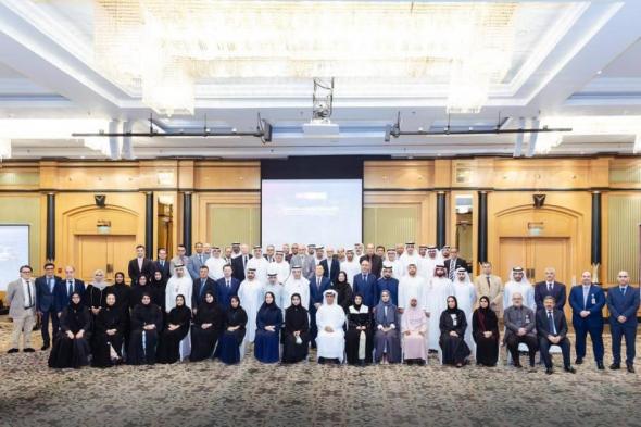 جامعة الإمارات تبحث تعزيز الأداء وتسريع التطور في التعليم