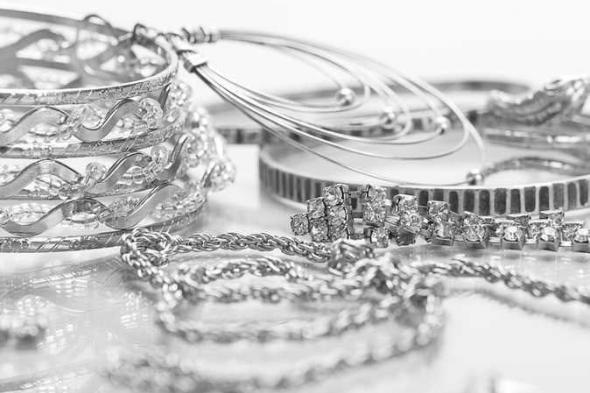 تراجع ملحوظ في سعر الفضة اليوم السبت 15 نوفمبر 2025.. ماذا عن عيار 958؟