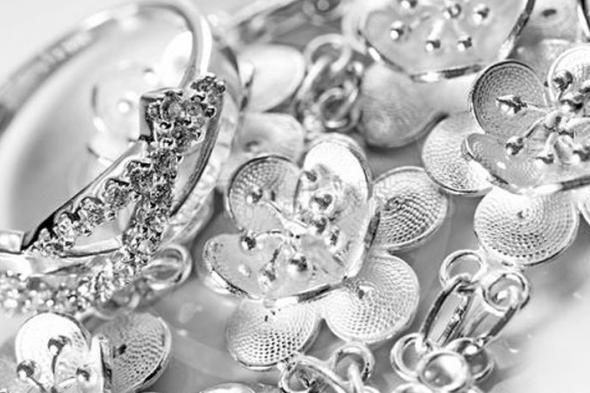 أسعار الفضة في مصر اليوم الأحد 16 نوفمبر 2025 وتفاصيلها الجديدة