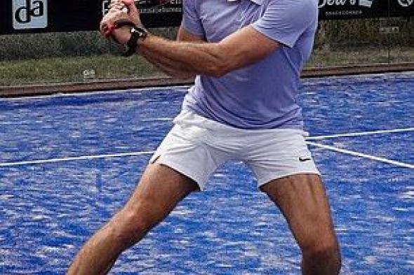 أسطورة هولندا روبن يدخل عالم الشهرة برياضة أخرى